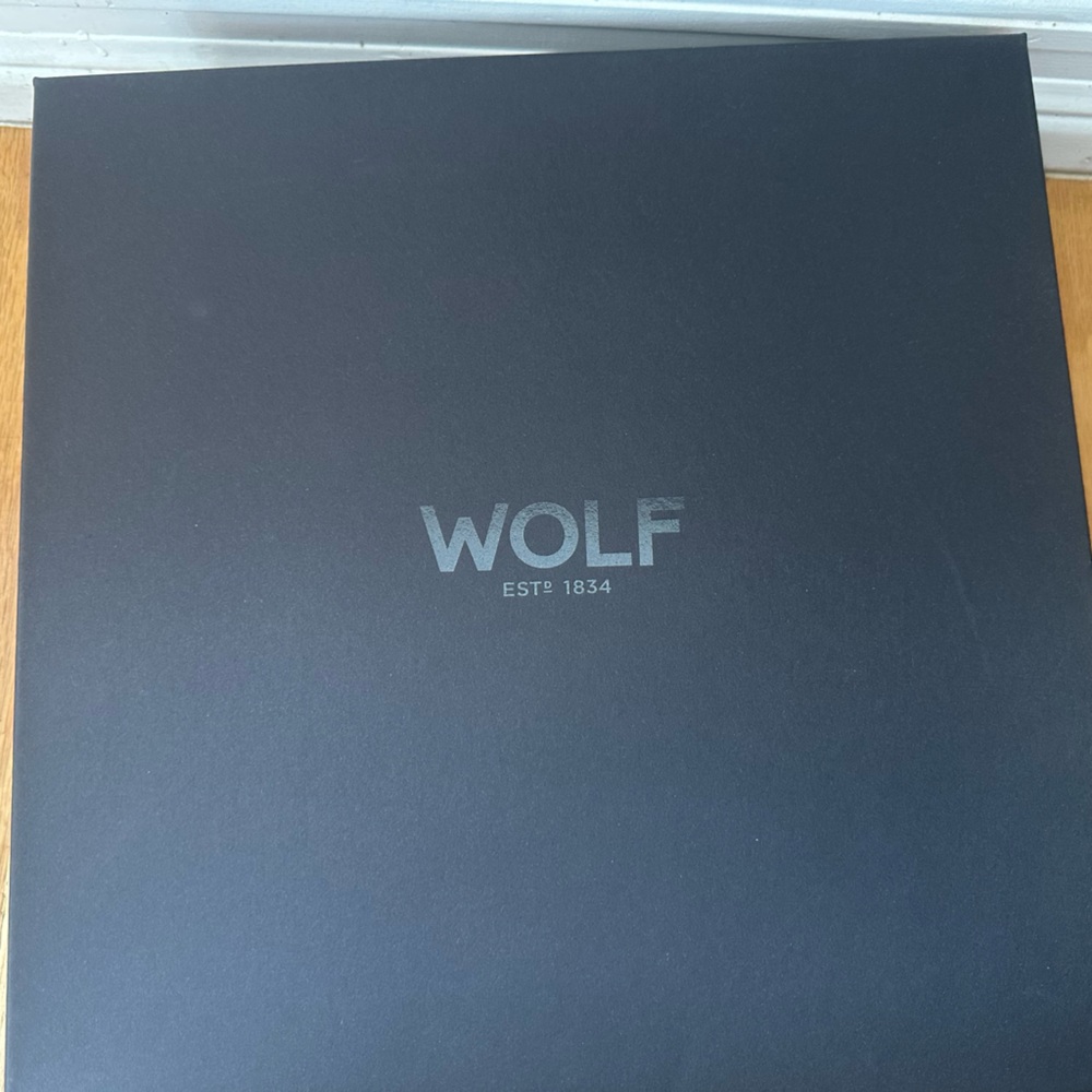 WOLF Roadster 15 Piece Watch Box with Drawer - Picture 10 of 11
